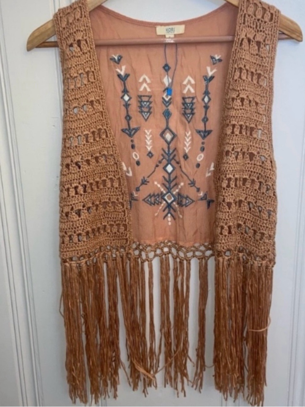 🌺 Kori Rust Brown Embroidered Fringe Vest